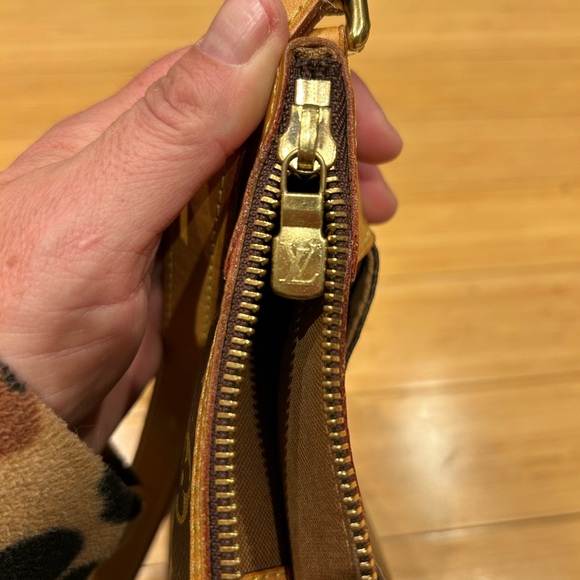 Louis Vuitton Odeon crossbody - Picture 7 of 13
